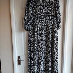 F&F Black and White Bishop Sleeve Sundress